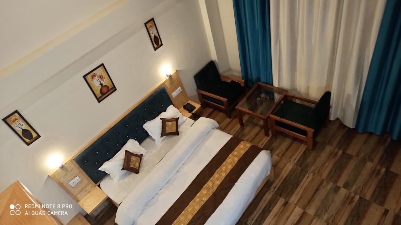 Hotel Hillside View Manāli Eksteriør bilde